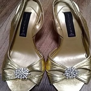 Gold dress shoes